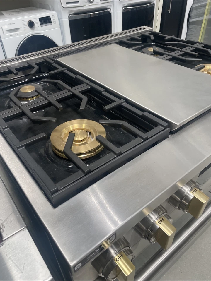 Monogram ZDP364NDTSS 36" Dual Fuel Range 4 Burners w Griddle Air Fry 5.75 Cu Ft - Image 4 of 4