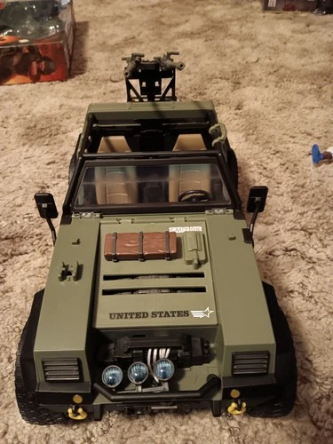 GI Joe Classified Clutch Vamp ONLY 112 COMPLETE w/ Accessories and bonus Grunt