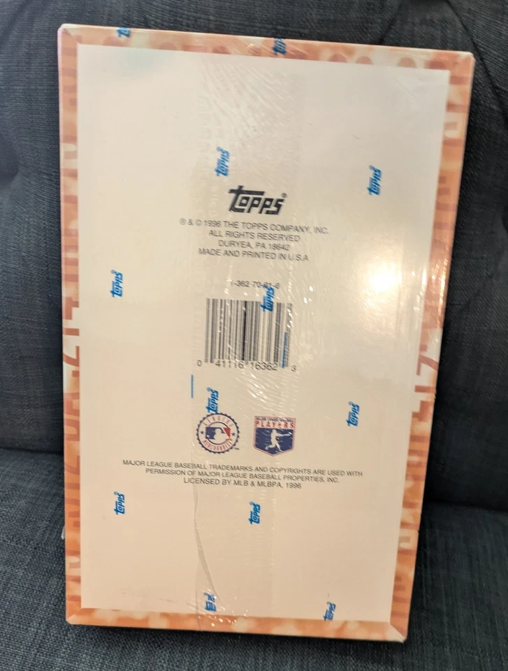 Topps Serie 1996 1 MLB Béisbol Hobby Box Mickey Mantle/cera sellada de fábrica Foto 2 de 3