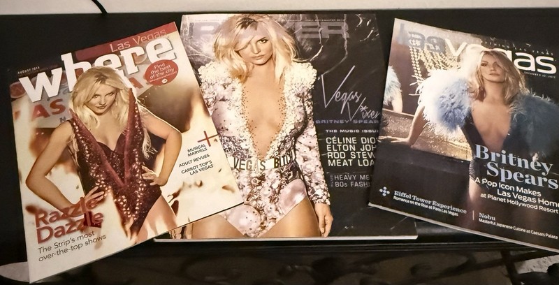 Britney Spears Las Vegas Magazines Lot (2013 2014) Illustrated Covers Articles