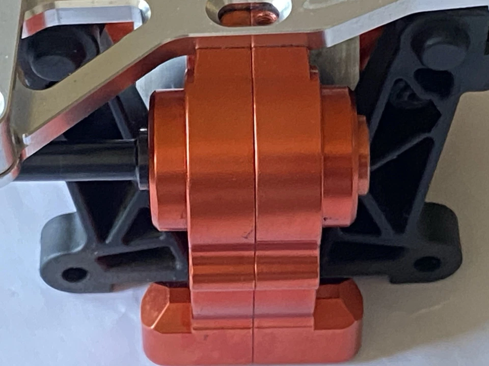 Gebraucht-Alu/Differential/Differential-Bremse HPI-Baja B)obere Platte(Integy/KM - Bild 4 von 4