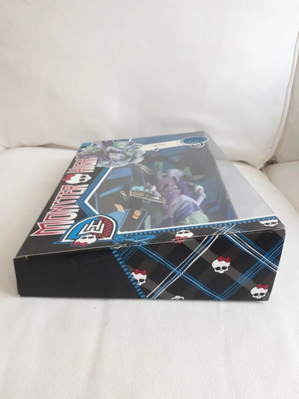 Monster High Twyla monsterkrasses Outfit für das neue Scaremester NEU OVP