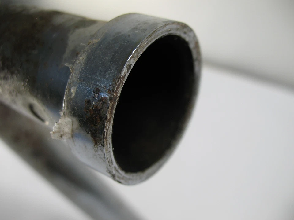 Silenciador escape izquierdo Suzuki GS300 GS 300 L 1982 14302-11901-H01 Foto 3 de 4