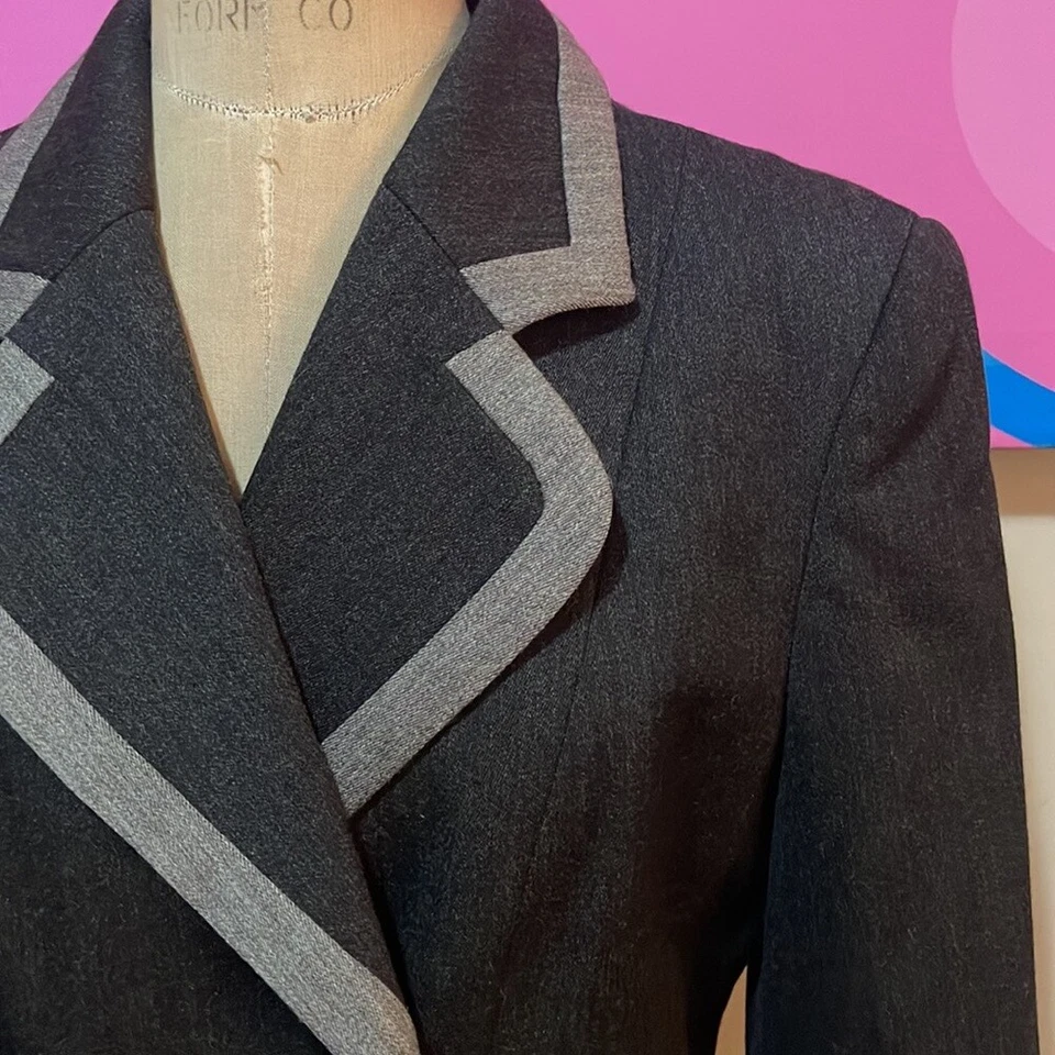 Chaqueta Moschino Barata Chic Gris Lana Doble Pecho De Colección Foto 4 de 4