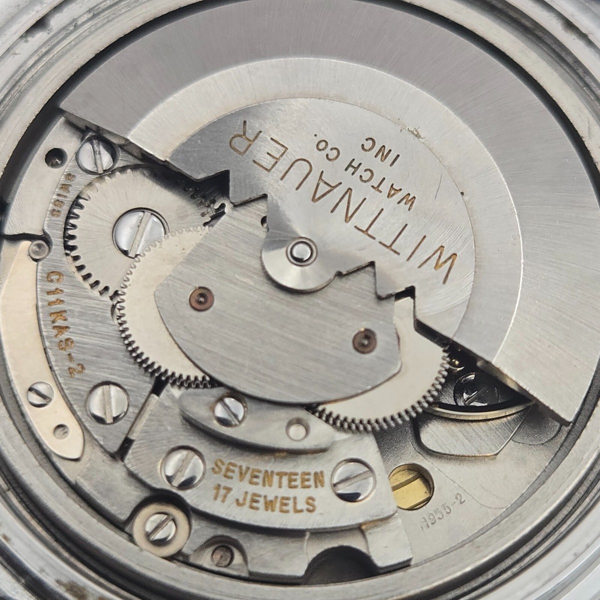 Vintage LONGINES Wittnauer men display picture 3