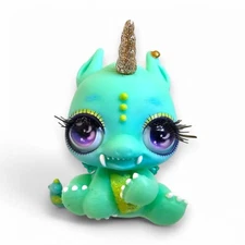 MGA Entertainment Poopsie Cutie Tooties Surprise Sizzle Green Dragon Gold 1.5"