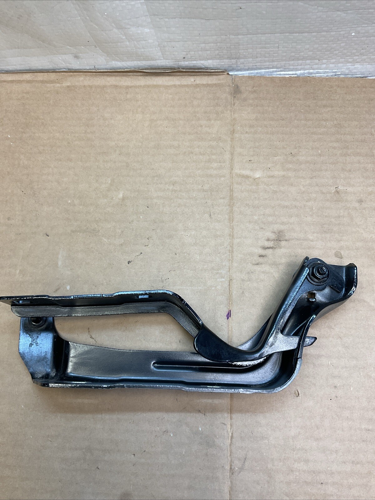 14-21 MASERATI QuattroPorte Front  RIGHT Hood HINGE OEM BLACK