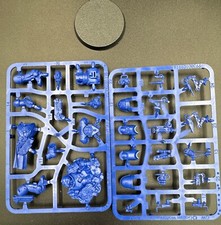 Primaris Space Marines Apothecarius | Warhamm...