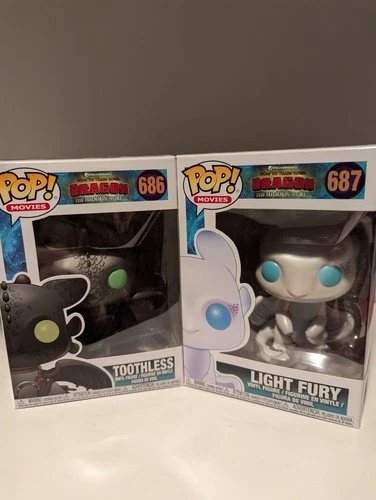 Funko POP Lot How To Train Your Dragon Lot Toothless 686 Light Fury 687