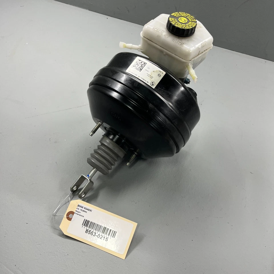 Cilindro maestro de refuerzo servo freno eléctrico con depósito BMW M240IX 2017-2021 OEM Foto 2 de 4