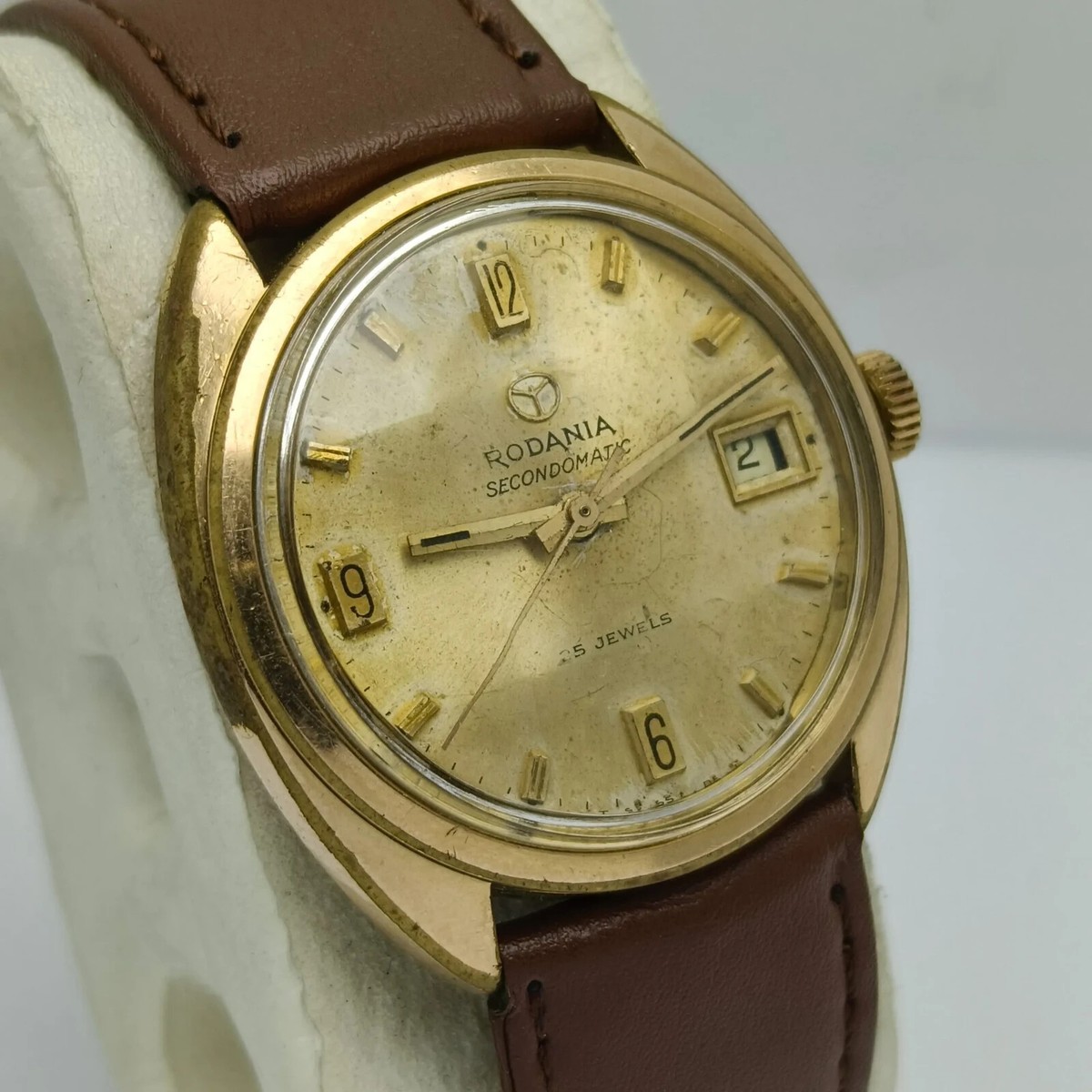 Rodania Secondomatic Automatic Cal.1700/01 Vintage Men display picture 1