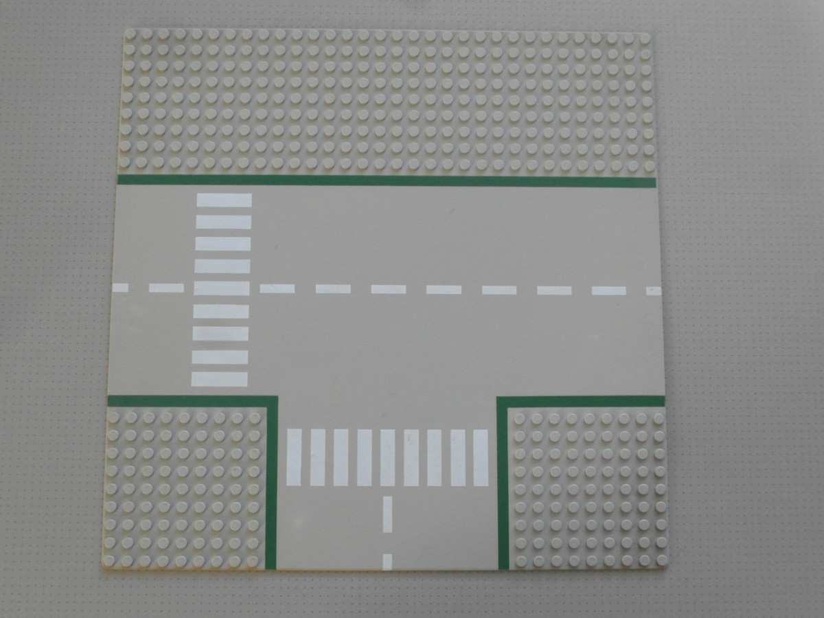 Lego Base Plate Building Board 32 x 32 Studs Grey Road T