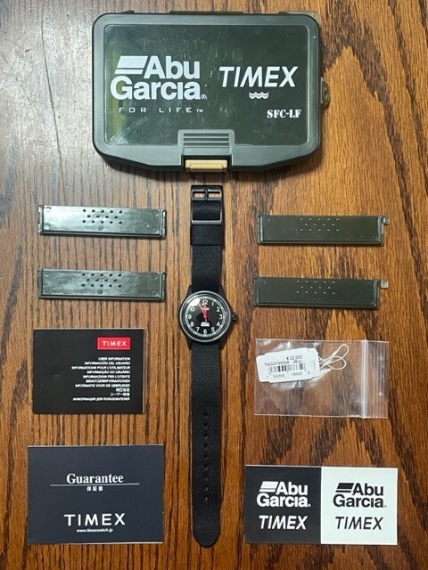 TIMEX×ABU GARCIA CAMPER タイメックス　キャンパー　新品 TIMEX×ABU GARCIA CAMPER タイメックスキャンパー新品