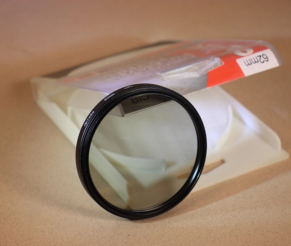 Opteka Digital Multi Coated Circular Polarizer (CPL) 62mm Filter - Image 4 of 4