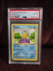 Pokemon Base Set 1st Edition Shadowless Squirtle PSA 8