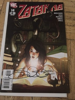Zatanna #14 (DC Comics August 2011) Signed