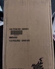 Hot Toys MMS560 Star Wars The Rise of Skywalker Kylo Ren 1/6 Figure