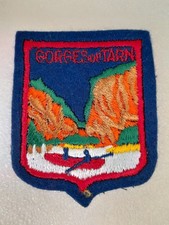 ECUSSON  A COUDRE GORGES DU TARN. ANCIEN PATCH BLASON VILLE TOURISTE 