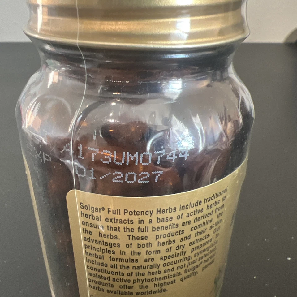 Suplemento dietético Solgar FP Saw Palmetto Berries 100 cápsulas vegetales 27/01 Foto 2 de 4