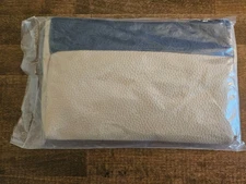 AIR TAHITI NUI Business Class Airline Amenity Kit Sealed Travel Cosmetic Bag NEW