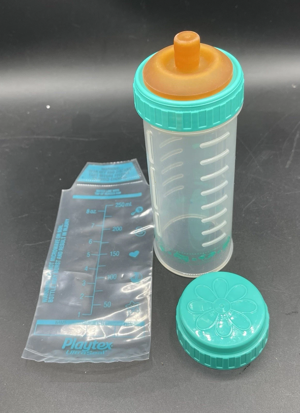 Vtg Playtex Drop Ins baby bottle 8 Oz Flat Top Latex Nipple & Liner 1994 Animals