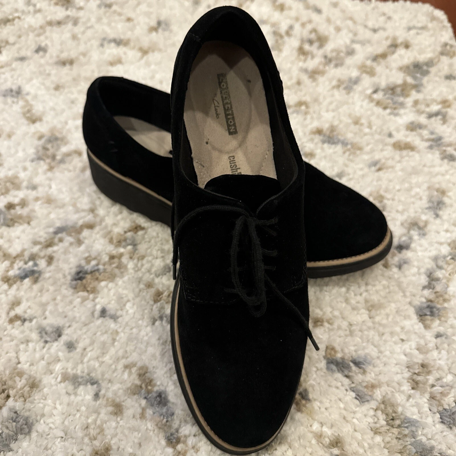 Scarpe Oxford nere Sharon Noel Clarks taglia 7M taglia 7M pelle scamosciata velluto