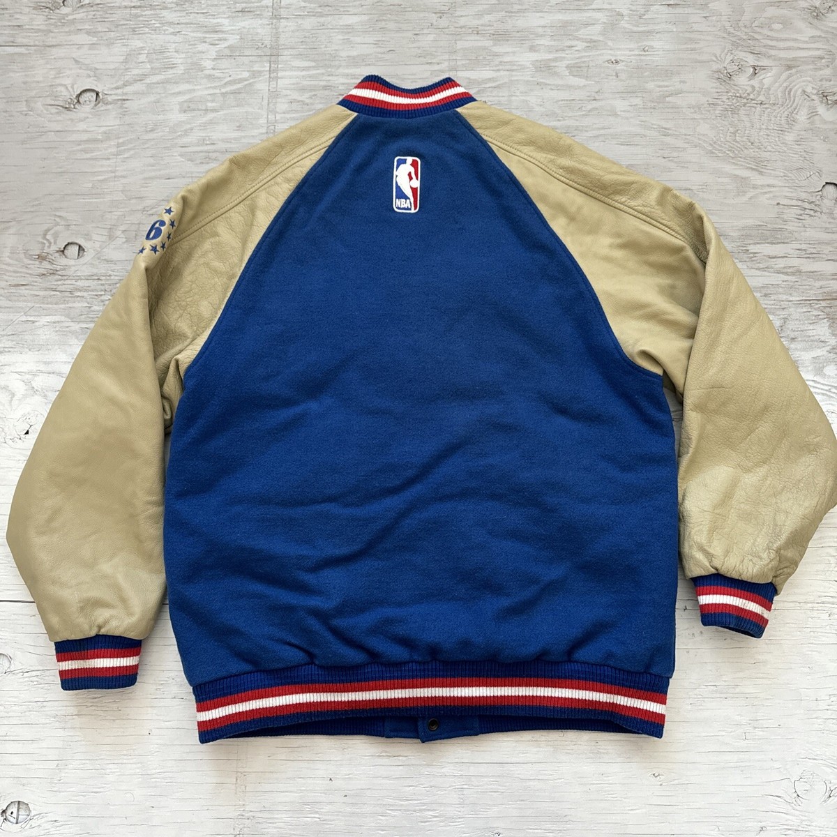 Vintage 90s Nike NBA Philadelphia 76ers Sixers Leather Vintage 90s Nike NBA Philadelphia 76ers Sixers Leather