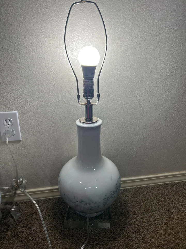 MYRTLE WHITE TABLE LAMP - WHITE/BLUE/CLEAR/POLISHED NICKEL CURREY AND COMPANY - Image 2 of 4