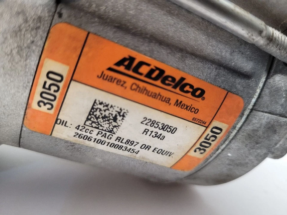 Chevrolet Equinox 2010-2011 compresor de aire acondicionado  Foto 2 de 4