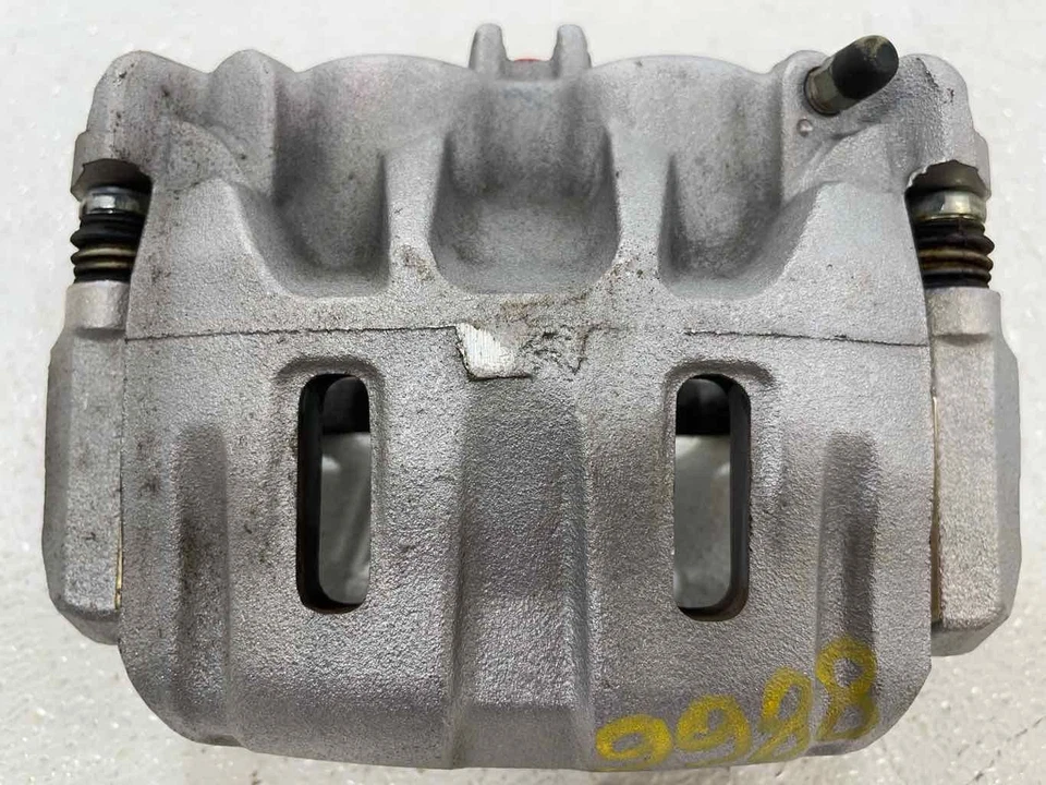 Pinza de freno delantera izquierda usada para conductor Honda Passport 2019-2023 OEM Foto 2 de 4