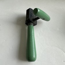 Vintage Edlund Junior Crank Can Opener Green Wood Handles Pat June 18 29 USA