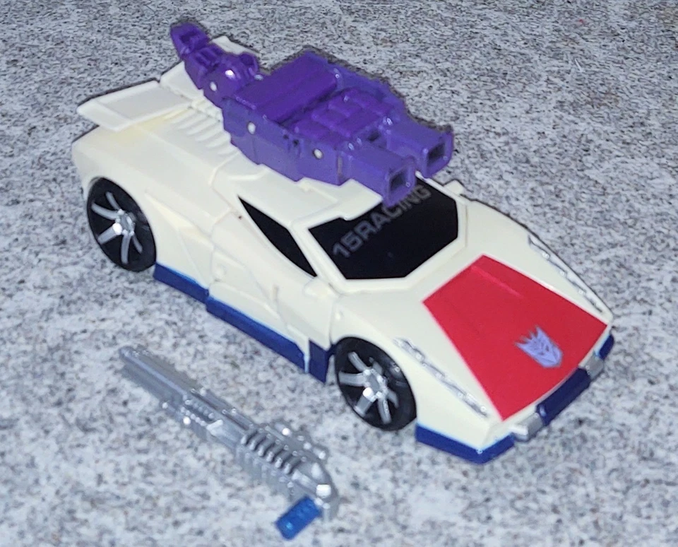 Transformers Combiner Wars BREAKDOWN Deluxe Generations  - Image 3 of 4