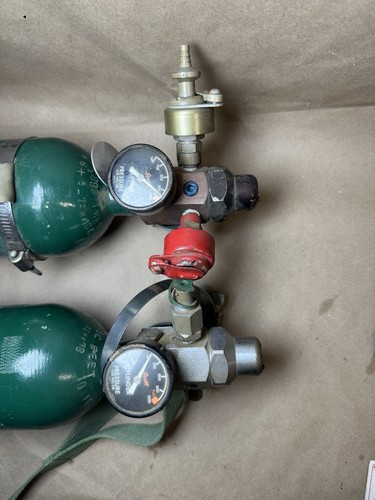 2X Scott Aviation Oxygen Tanks with Straps Mask And Oxygen Demand Regulator - Picture 7 of 14
