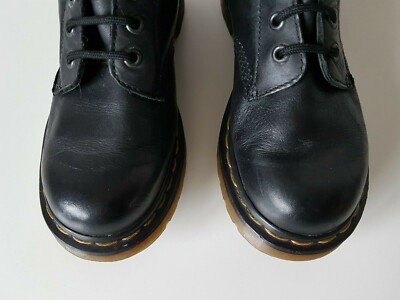Dr Doc Martens 20 eye hole 1b60 tall knee high black zip boots UK