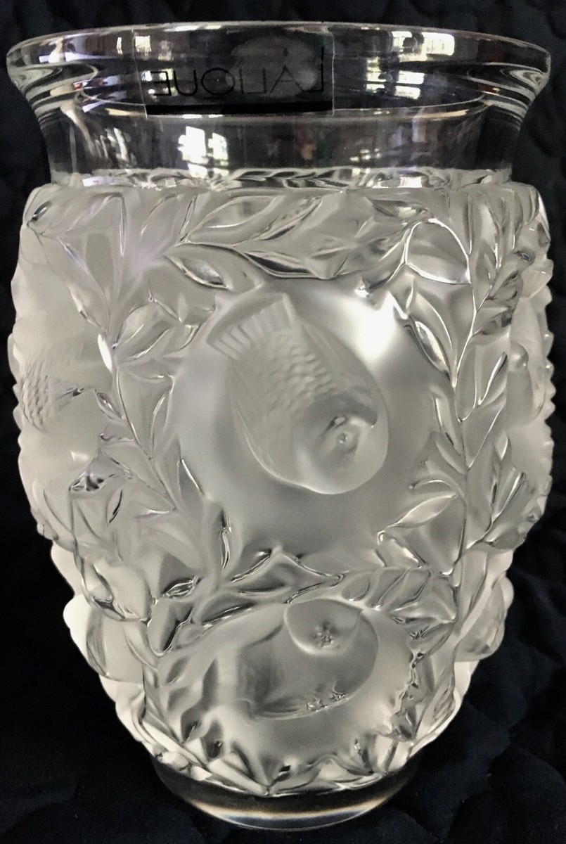 LALIQUE CRYSTAL BAGATELLE VASE Clear Crystal Frosted Birds