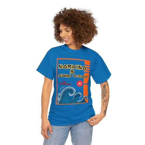 Camiseta de algodón pesado Andor Narkina 5 Swim Team en inglés unisex - Imagen 5 de 14
