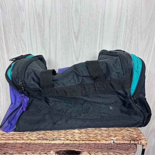 Vintage Jeep 90s Black Travel Equipment Colorful Carry On Duffle Bag - Picture 8 of 14