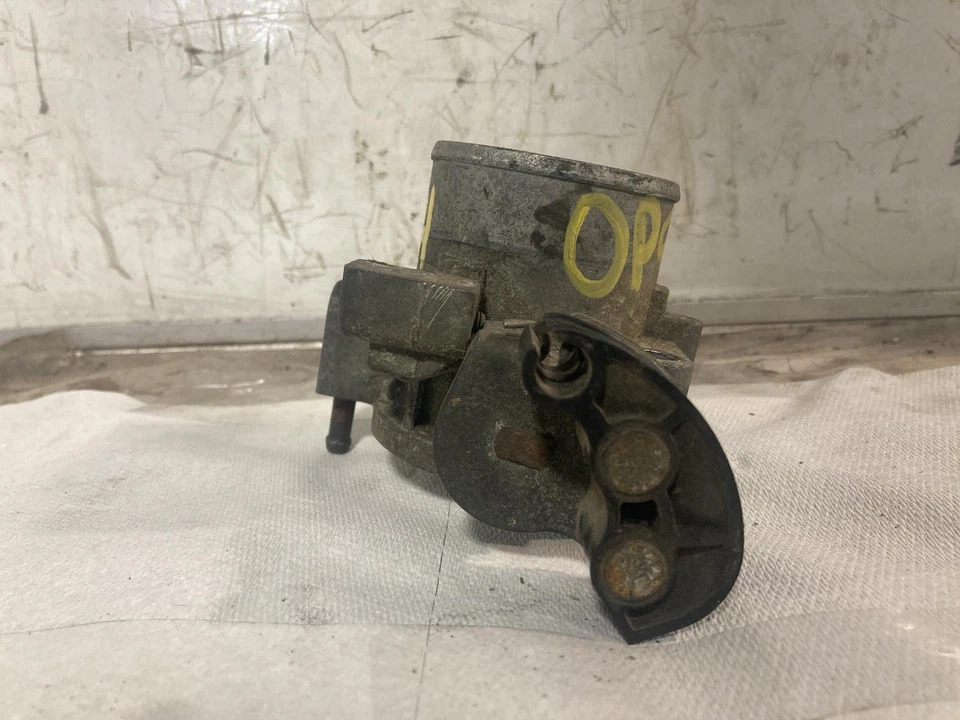 Used Left Fuel Injection Throttle Body fits: 1997 Chrysler Lhs Throttle Valve As Foto 2 de 4