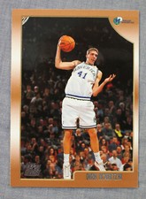 Dirk Nowitzki RC Dallas Mavericks 1998-99 Topps Rookie Basketball Card #154 . rookie card picture