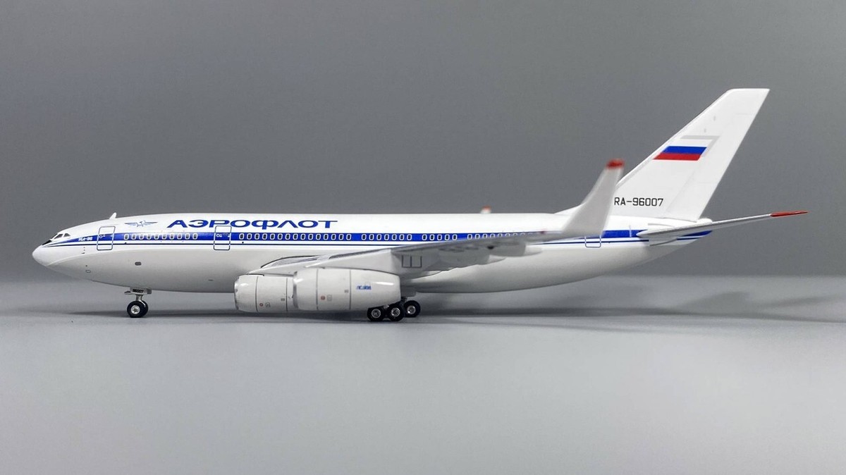 s*︎様 Ilyushin IL-96-300 1/400 Aeroflot Phoenix AEROFLOT Russian Airlines Ilyushin IL-96-300 RA