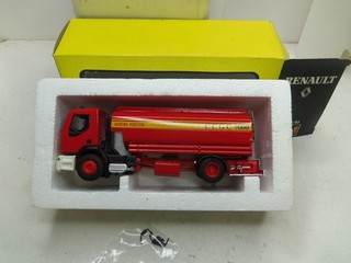 1/43 ELIGOR LBS CAMION RENAULT CITERNE CCGC 9000 POMPIER