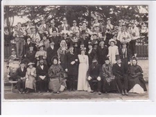 AVALLON: mariage, les chatelaines, fanfare aux amis de la treille - très bon