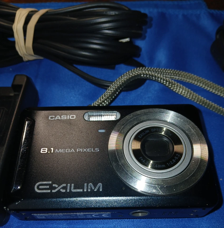 Casio Exilim EX-ZP 8.1 MP Digital Camera Black with Battery/Charger Tested Works - Image 4 of 4