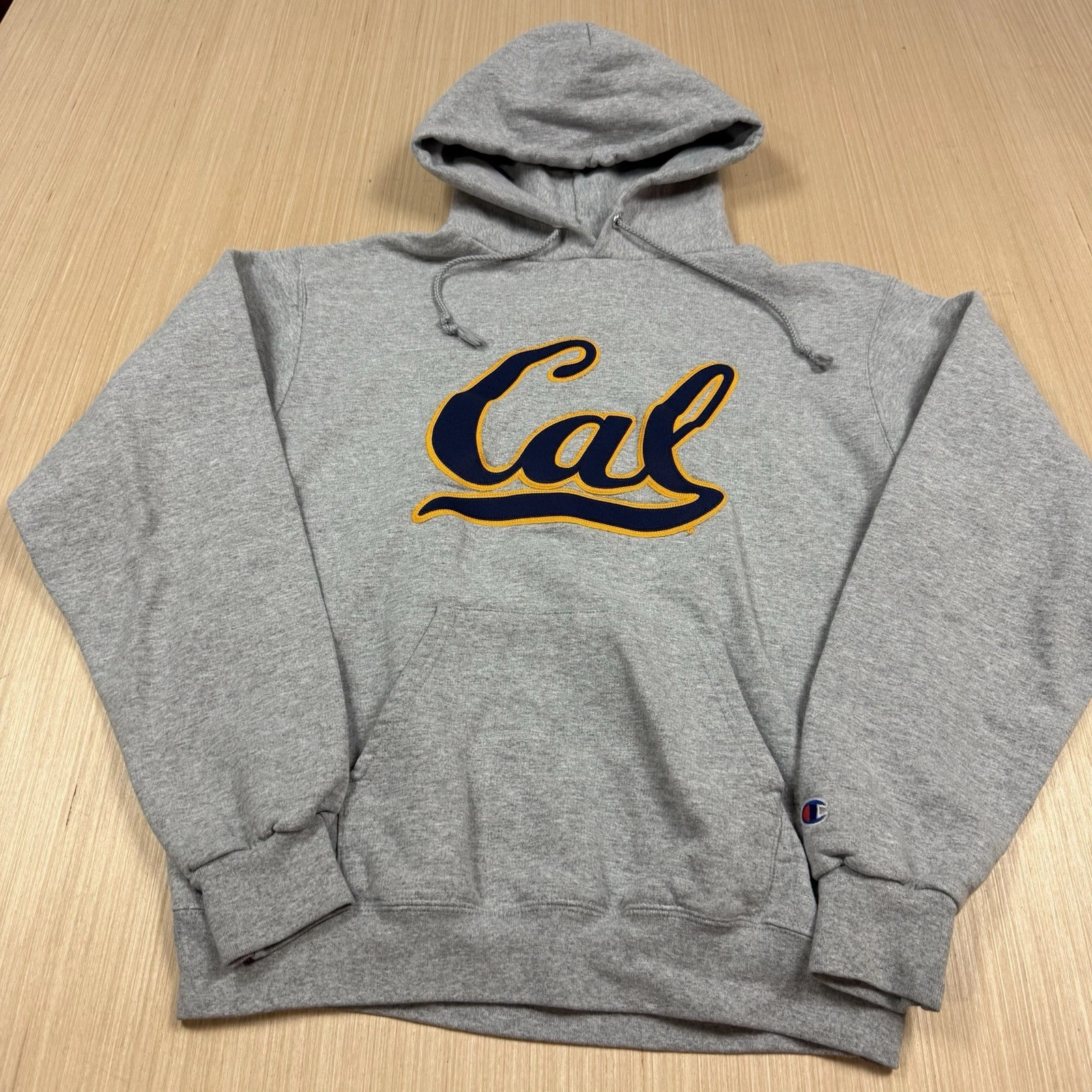 Vintage UC Cal Berkeley Champion Sweatshirt Hoodie Size Medium Gray Embroidered