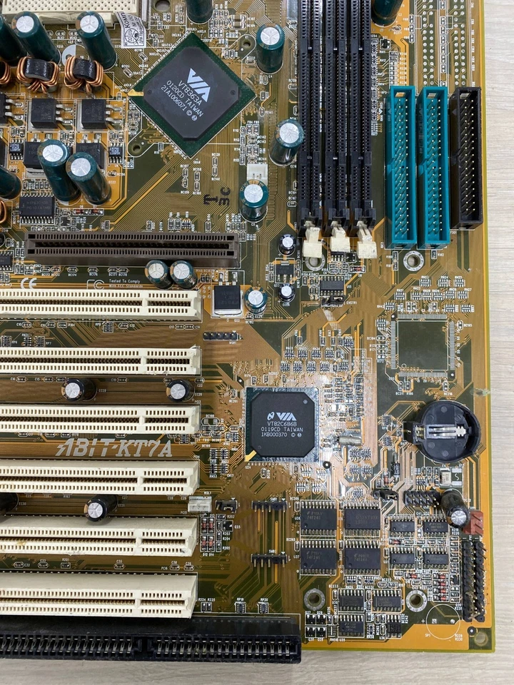 1bit kt7a raid motherboard with CPU AMD DURON 600MHZ 453 Pin Socket 462 - Image 4 of 4