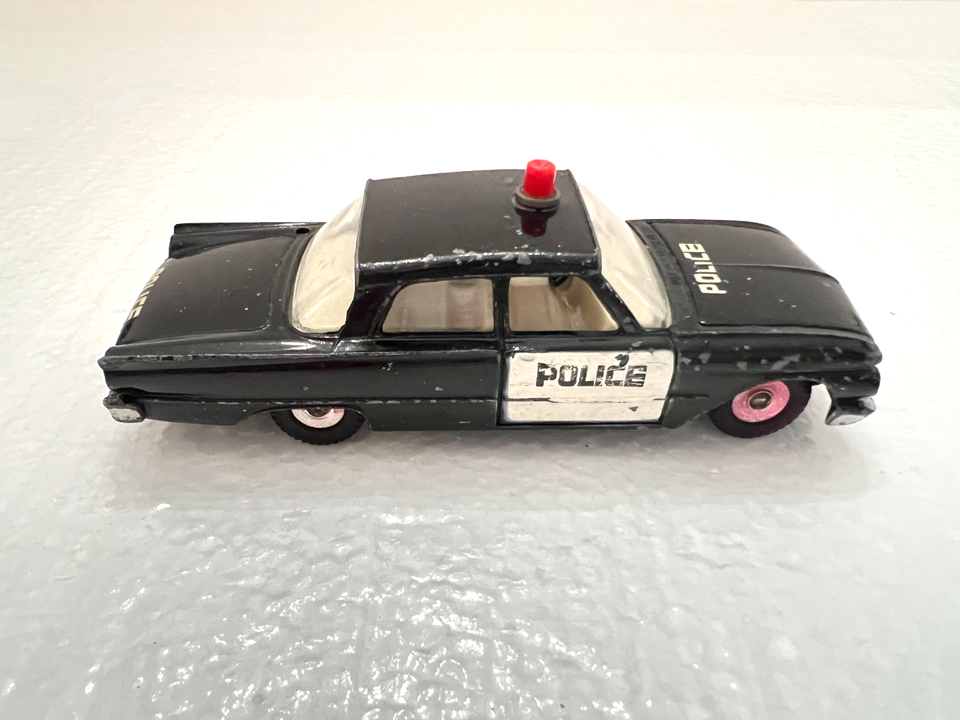 Dinky Toys 258 – Ford Fairlane Police USA (1963) échelle 1/43, Vintage