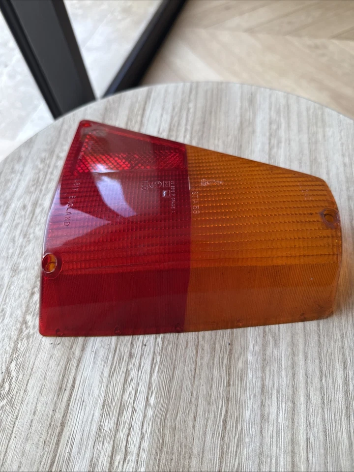Rückleuchte rechts Lucas L817 Bernstein/Rot für Austin Maxi 1750 (1969-1981) NOS - Bild 2 von 4
