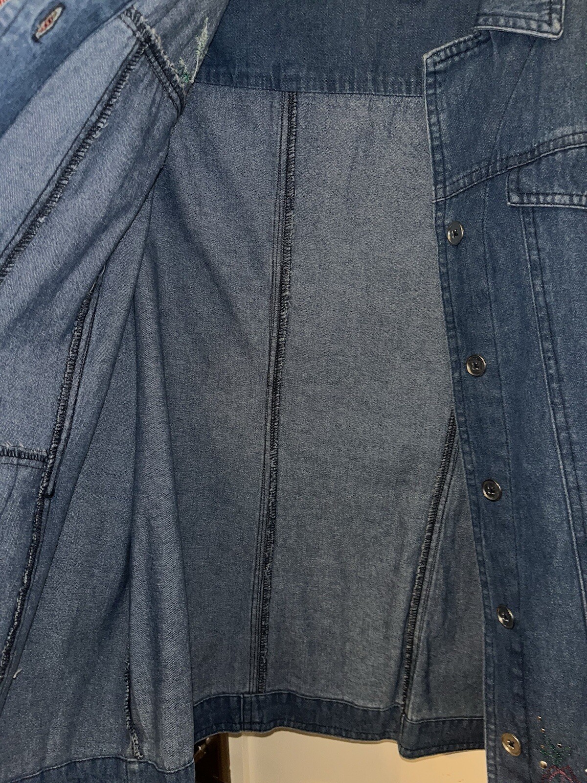 Basic Editions DENIM JEAN JACKET BLUE Floral Embe… - image 7