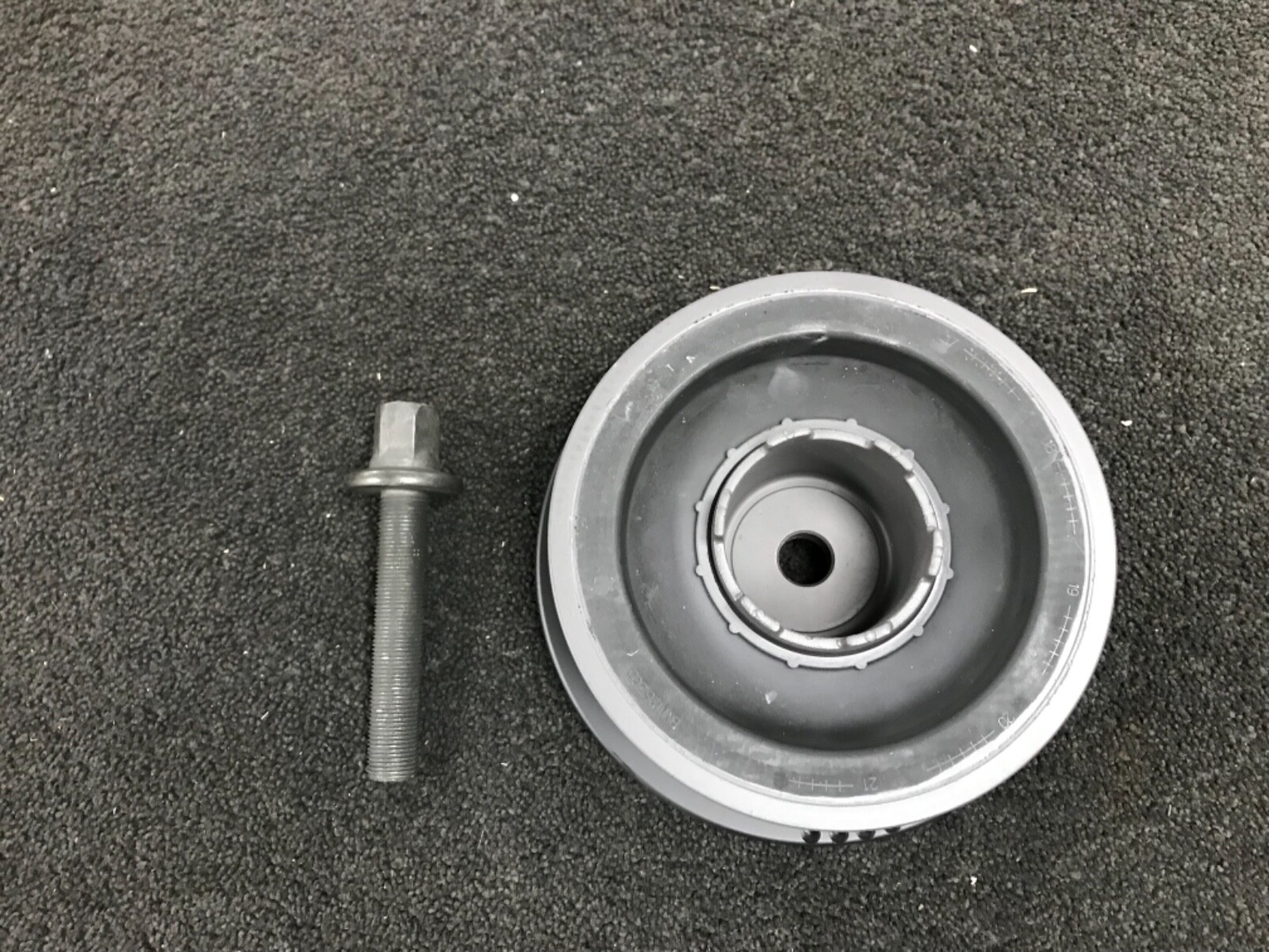 BMW 320d E46 150BHP CRANKSHAFT DAMPER PULLEY NEW 11237801977