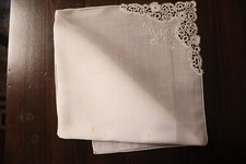 Cant  lace and embroidery handkerchief 35x35 cm